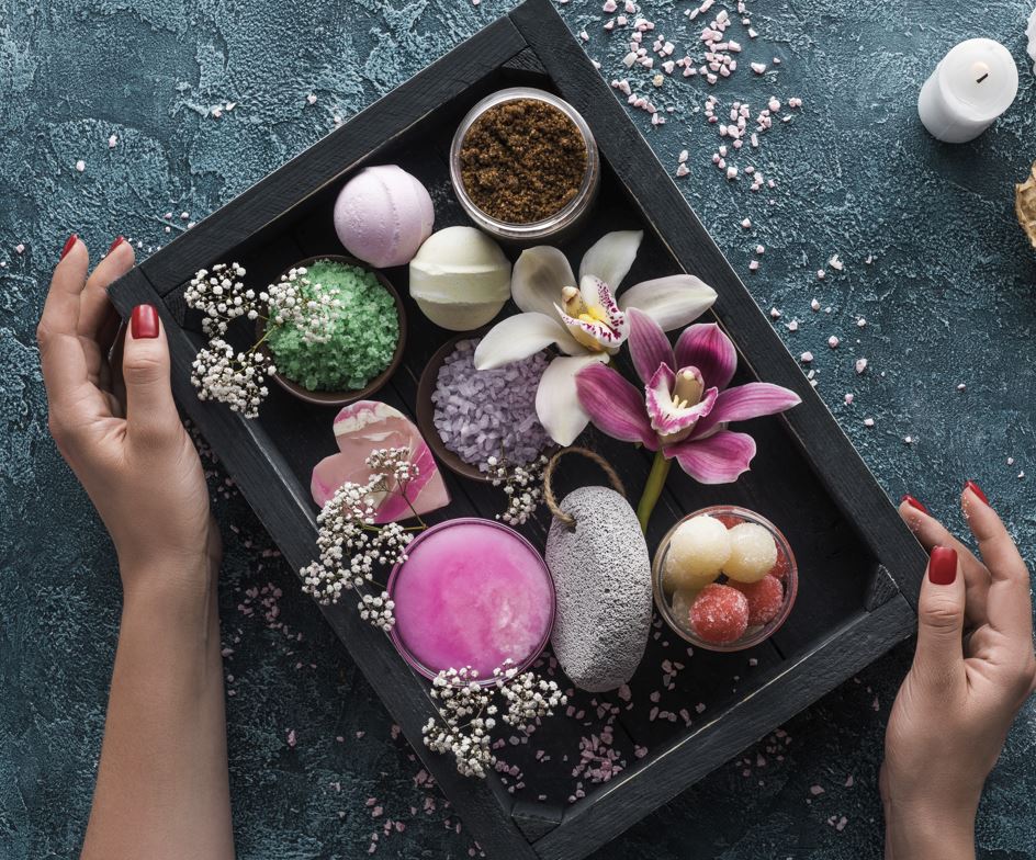 The Perfect Gift: Why a Bath Bomb or Bath Bomb Mold Is an Ideal Choice for Any Occasion
