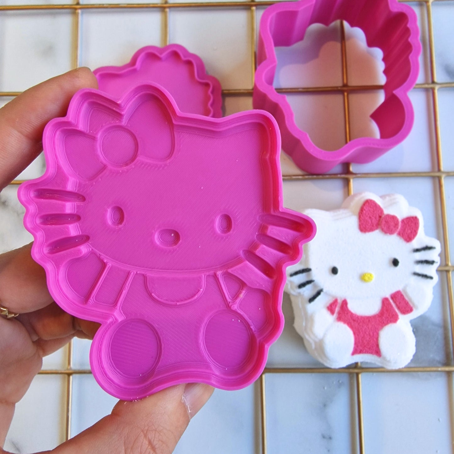 Hello Kitty Bath Bomb Mold